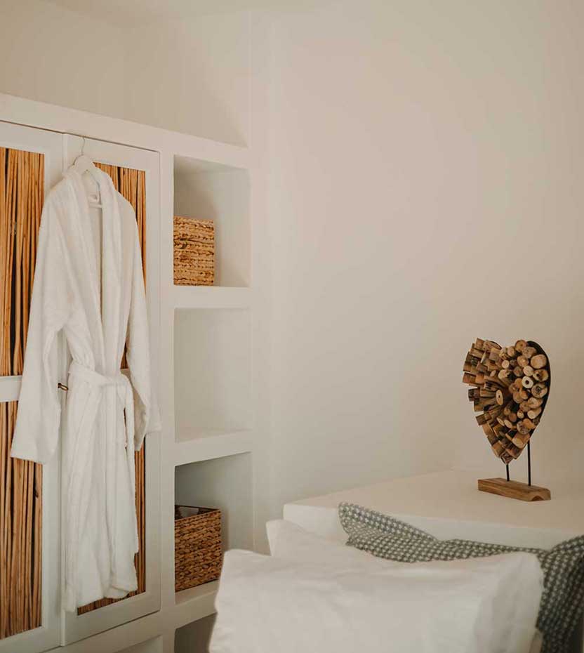 Το υπνοδωμάτιο του Villa Aelia στη Φολέγανδρο