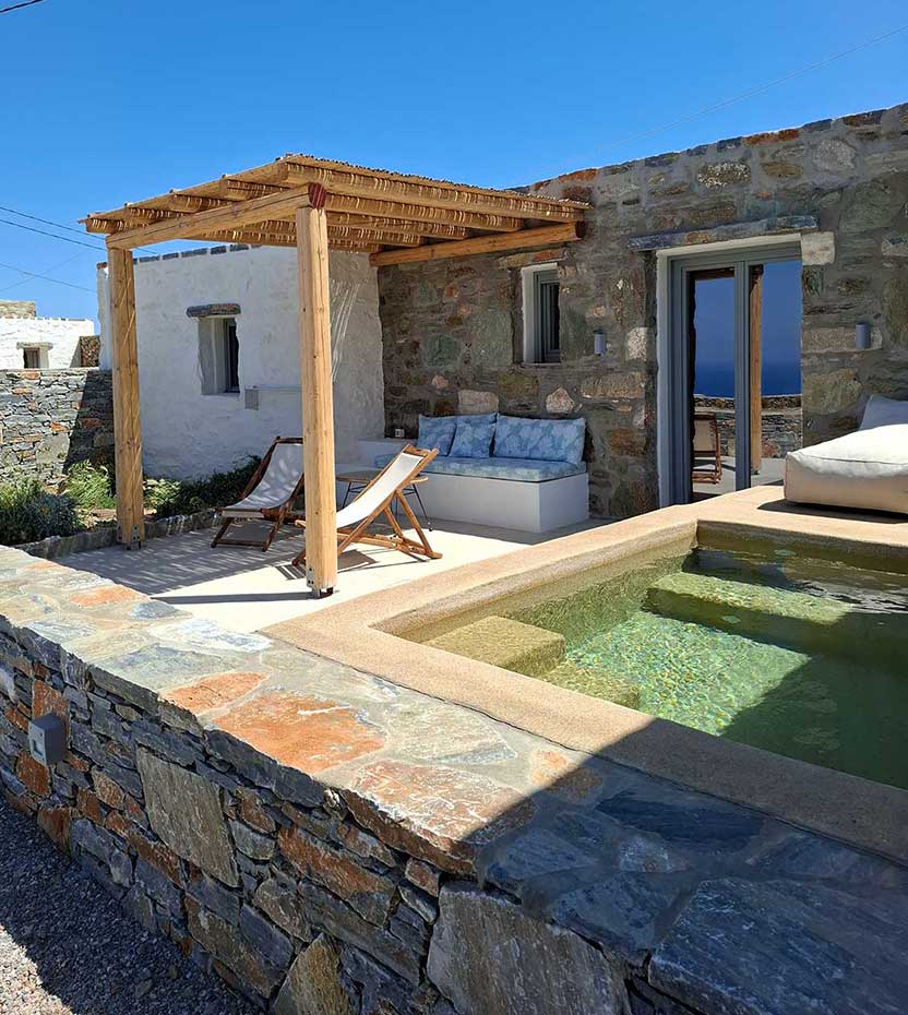 Η βεράντα και το τζακούζι