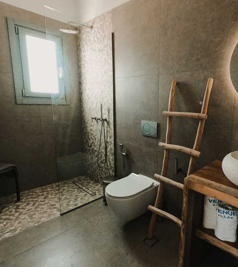 Το μπάνιο του Villa Afrodite