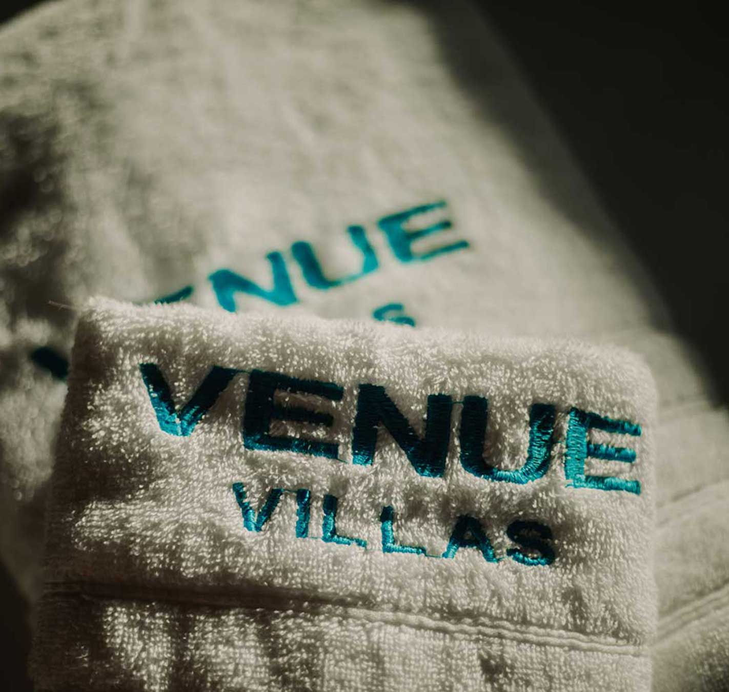 Πολυτελής διαμονή στη Φολέγανδρο