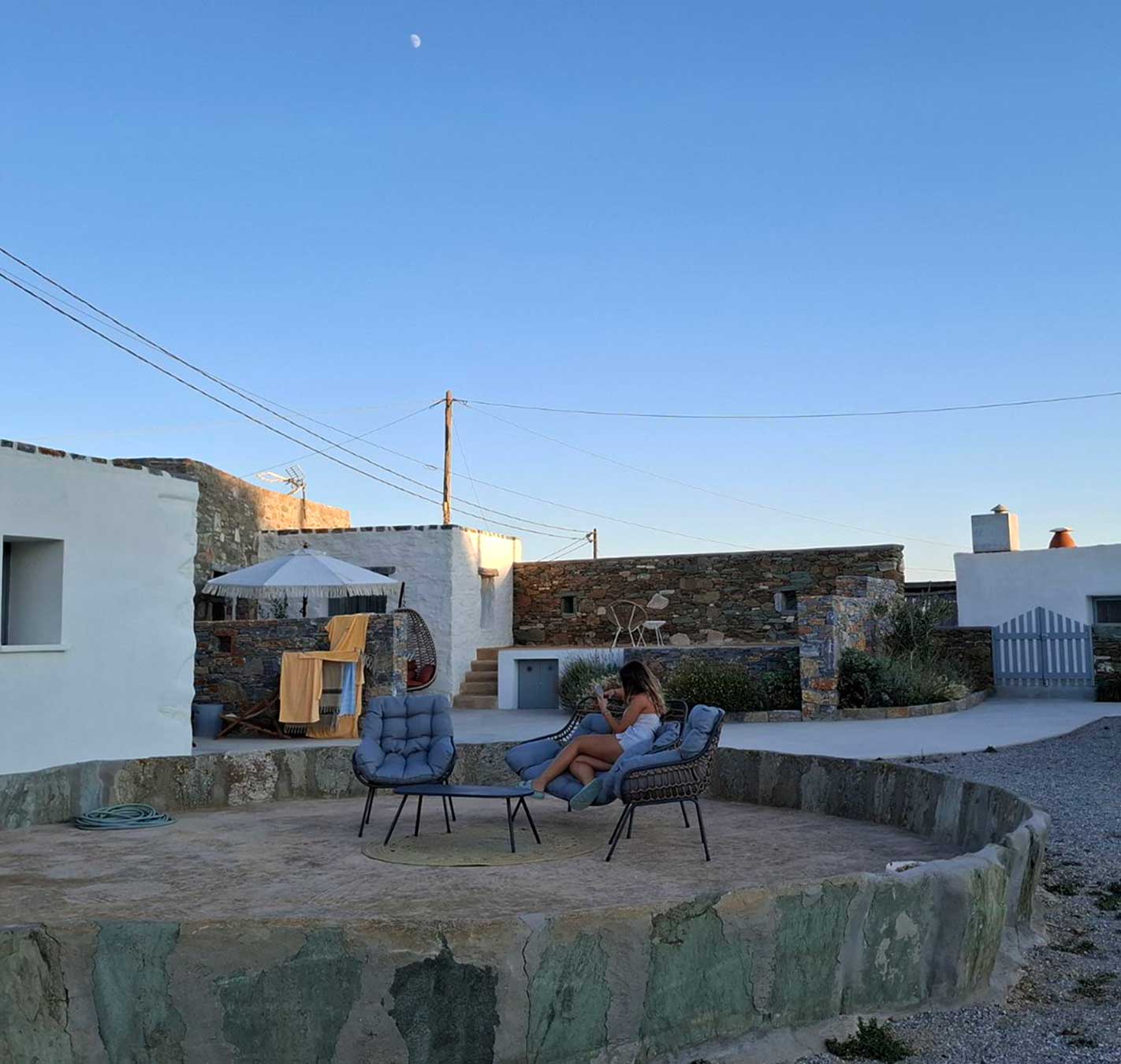 Πέτρινο αλώνι στο Venue Villas